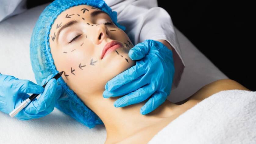cosmetic surgeon in vadodara